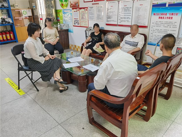 G1215.jpg