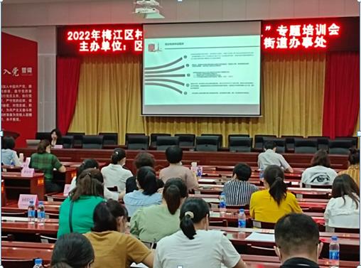 群福3.jpg