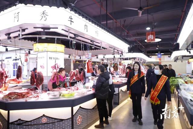 百花洲市场经过改造升级，焕发新活力。 袁群华 供图  