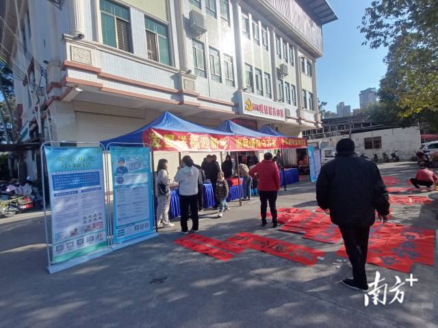 东升春联3.jpg