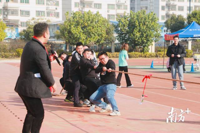 游园会2.jpg