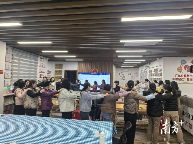 墟镇妇女节2.jpg