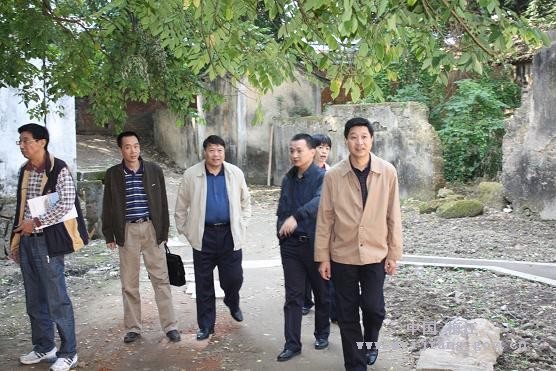 梅州市财政局局长李钢在