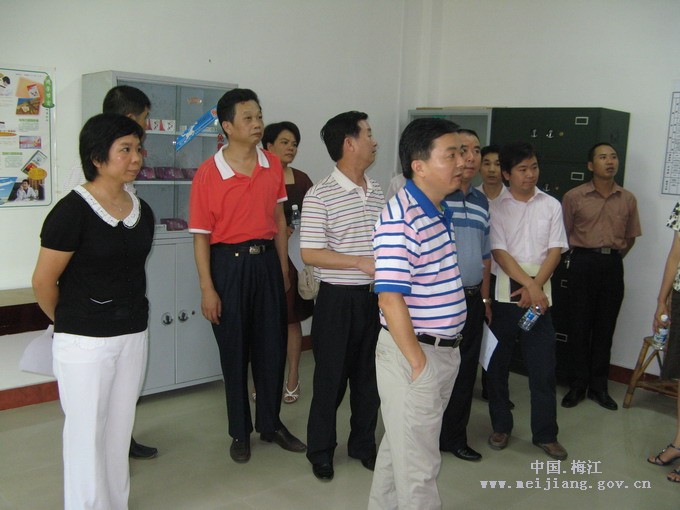 梅江区人口计生局_梅江区人口计生局深入开展纪律教育学习月活动(3)